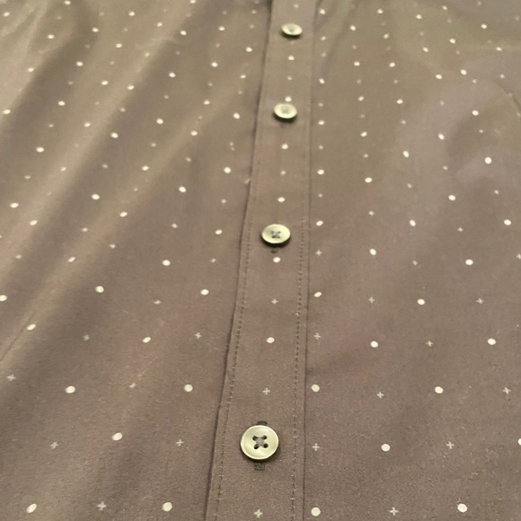 Van Heusen Dress Shirt - Picture 3 of 6